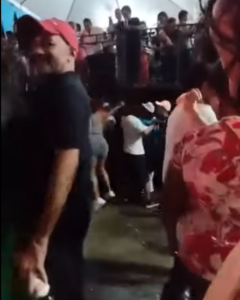 VÍDEO DO DIA! Deputado joga dinheiro para o povo em festa no MA