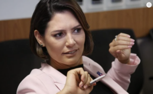 “Hoje você é do bem ou você é do mal”, afirma Michelle em passagem por São Luís