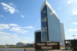 Legislação proíbe inaugurações, shows, propaganda e exoneração a partir deste sábado