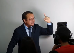 Vídeo: Em discurso de posse, vice afirma que foi “humilhado e massacrado” por Paula da Pindoba