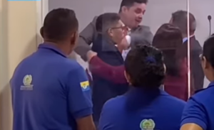 Vereador ligado ao prefeito vai para cima de opositor na Câmara de Mata Roma