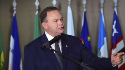 Brandão concede reajuste salarial para aos professores do Maranhão; veja a medida provisória