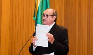 Governo pode demitir mais de 700 funcionários, denuncia César Pires