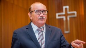 César Pires denuncia atraso na distribuição de sementes a pequenos agricultores