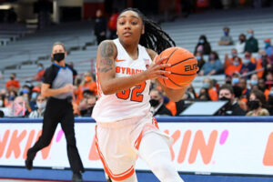 Sampaio Basquete anuncia armadora norte-americana Chrislyn Carr