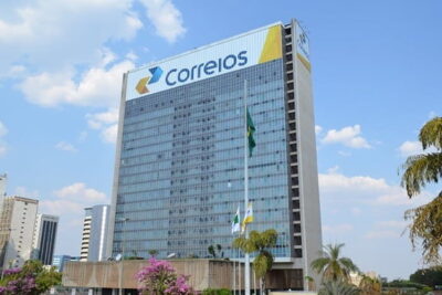 Correios abrem concurso com 3,5 mil vagas e salários de até R$ 6,8 mil