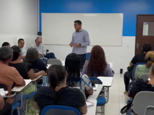Secretário de Educação de Paço do Lumiar reúne gestores para resolver pendências e melhorar infraestrutura escolar
