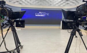 Braide troca debate por carreata