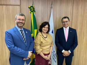 Deputado Carlos Lula participa de evento do programa ‘Mais Médicos’ em Brasília
