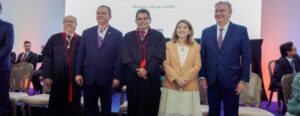 Iracema Vale prestigia posse do novo procurador-geral de Justiça