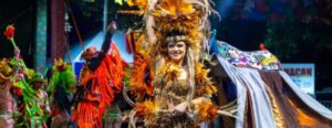 Multidão acompanha abertura oficial do Arraial da Assembleia