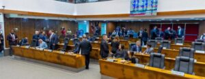 Assembleia aprova projeto que institui a Lei de Diretrizes Orçamentárias para 2025