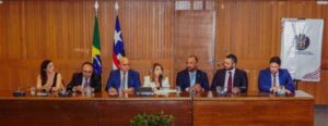 Iracema Vale ressalta defesa da democracia em lançamento de Cartilha da PGE-MA