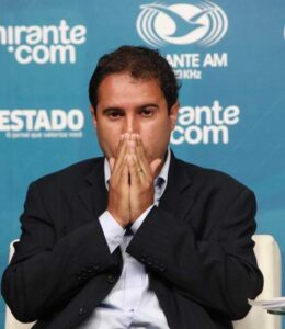 Edivaldo Jr declara ter um apartamento e mais R$ 2.380,25