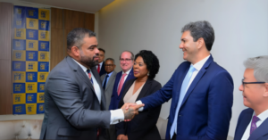 Internautas rejeitam apoio de Braide a Paulo Victor