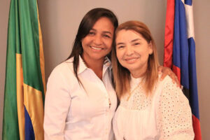 Iracema destaca fortalecimento dos municípios em congresso da Famem