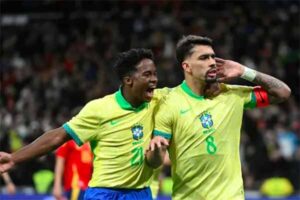 Brasil empata com a Espanha em jogo de pênaltis inexistentes