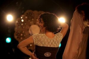 Projeto “O Teatro Te Xama: 15 anos em 15 dias” terá sessões gratuitas de “A Besta Fera” e “As Três Fiandeiras” nesta quinta (14) e sexta (15), em São Luís