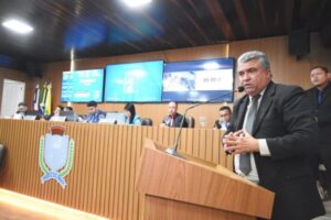 “O sistema de transporte vai quebrar, mais do que já tá quebrado”, diz Marcial Lima