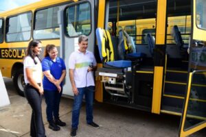 Braide anuncia fim da greve dos rodoviários em SLZ sem reajuste de tarifa