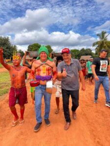 Felipe Camarão se “veste” a caráter no Dia dos Povos Indígenas