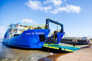 Brandão anuncia volta das operações do ferryboat Cidade de Pinheiro