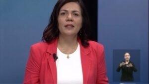 Flávia Alves cobra Duarte por posicionamento sobre Casa Ninar: “Ativismo de palavras”