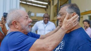 Lula deve anunciar Flávio Dino no STF ainda hoje