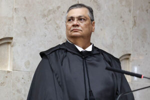 ‘Noite feliz e abençoada por Deus’, diz Flávio Dino no seu casamento
