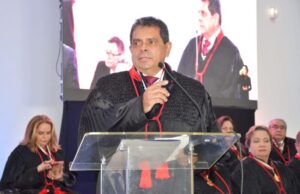 Danilo de Castro é empossado como procurador-geral de justiça e assume comando do MPMA