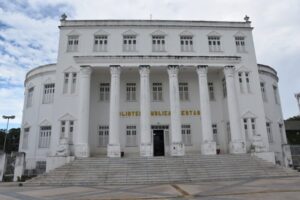 Biblioteca Benedito Leite e Centro de Criatividade Odylo Costa Filho são inspecionados pelo MPMA