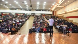 Grandes nomes do empreendedorismo serão palestrantes da Feira do Empreendedor 2024