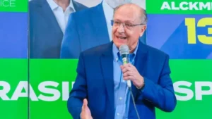 Brasil segue rumo democrático e torna inúteis as manifestações golpistas