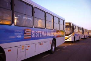 Impasse entre empresas e MOB continua; falta de ônibus também
