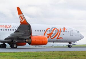 Gol é condenada a indenizar por atraso de voo em 12 horas no Maranhão