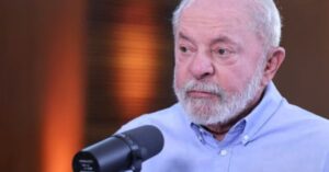 Lula critica OCDE por baixo crescimento da economia brasileira