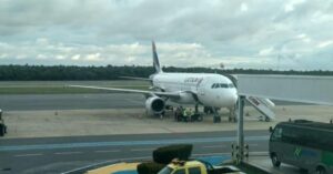 Avião da Latam se choca com urubu ao tentar pousar em São Luís