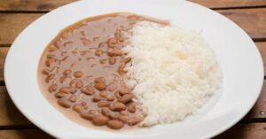 Arroz e feijão fecham ano mais caros e devem disparar ainda mais