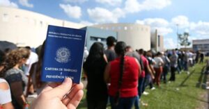 CNI critica governo por alta de impostos na folha de pagamentos