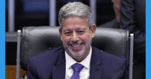 Câmara vai trocar móveis de deputados. Por quanto? Sigilo