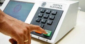 Pesquisa: Nenhuma capital tem preferência ideológica de esquerda