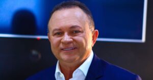 Carlos Brandão retorna ao Governo do Maranhão