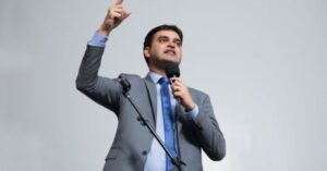 PL de Rubens que protege políticos recebe enxurrada de críticas