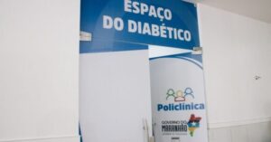 Pai denuncia descaso em Policlínica do Diamante