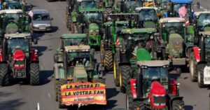 Agricultores da Espanha e Itália protestam contra Agenda Verde