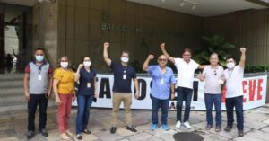 Servidores do Banco Central protestam contra Ministério de Lula