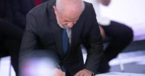 Lula encerrou ação de Bolsonaro contra exploração sexual infantil