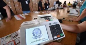 Maioria dos brasileiros é contra fim da reeleição, aponta Datafolha