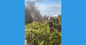 Moradores interditam rodovia estadual entre Viana e Matinha