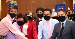 Câmara de SLZ aprova lei que obriga contratação de transexuais